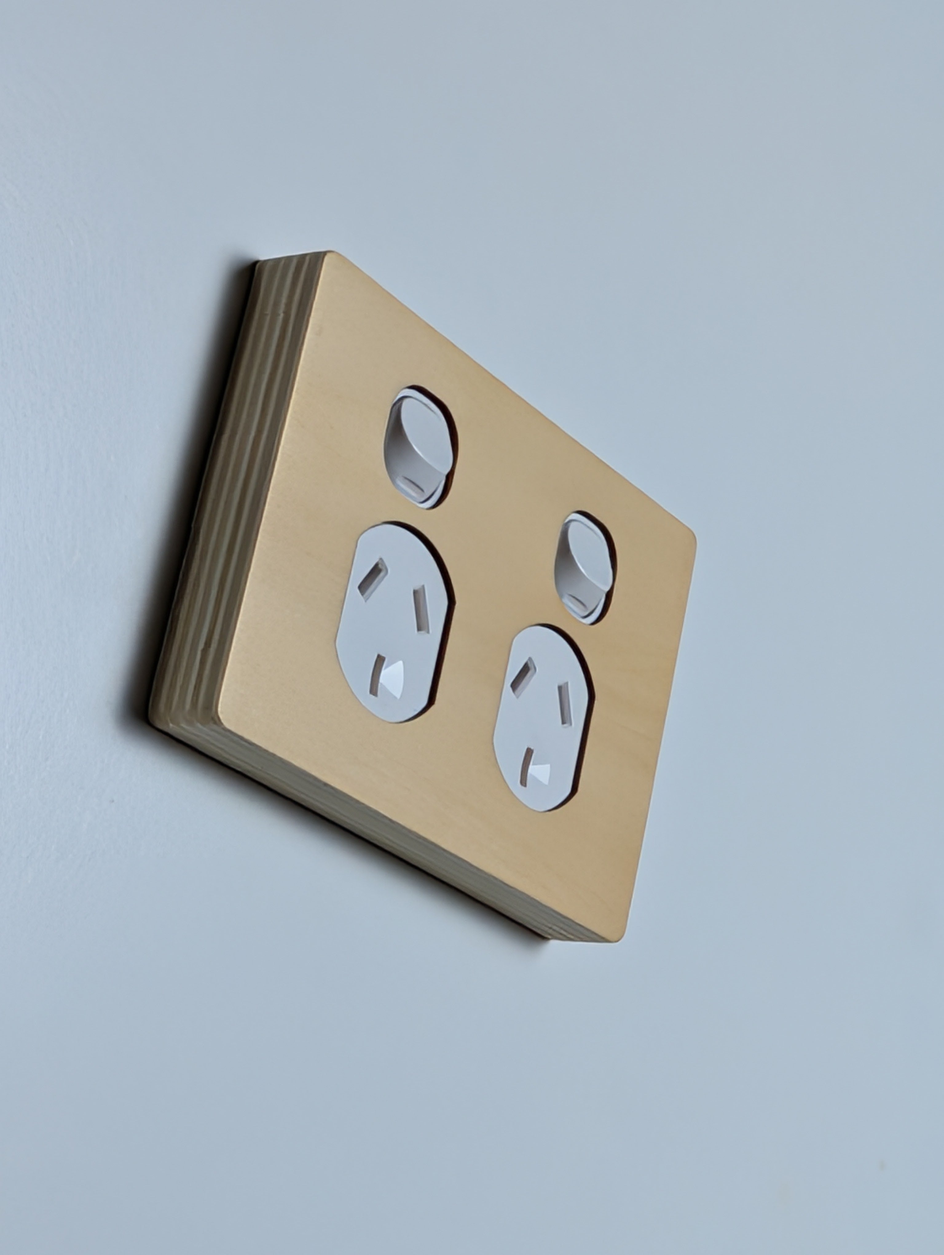 Plywood Double Outlet