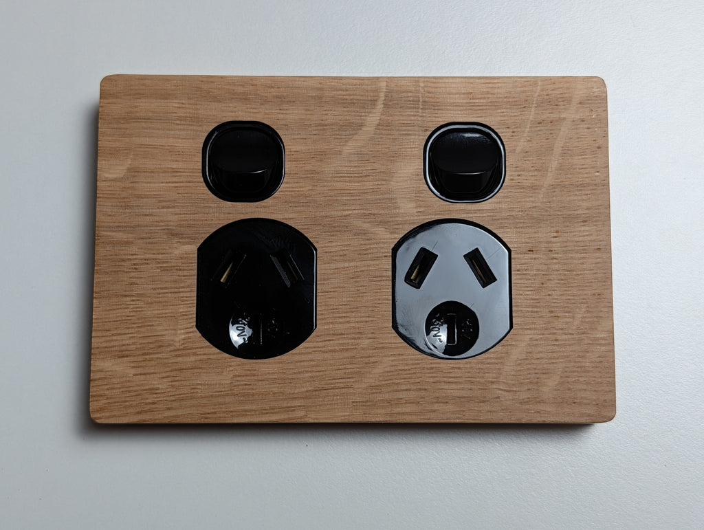 Oak Double Outlet