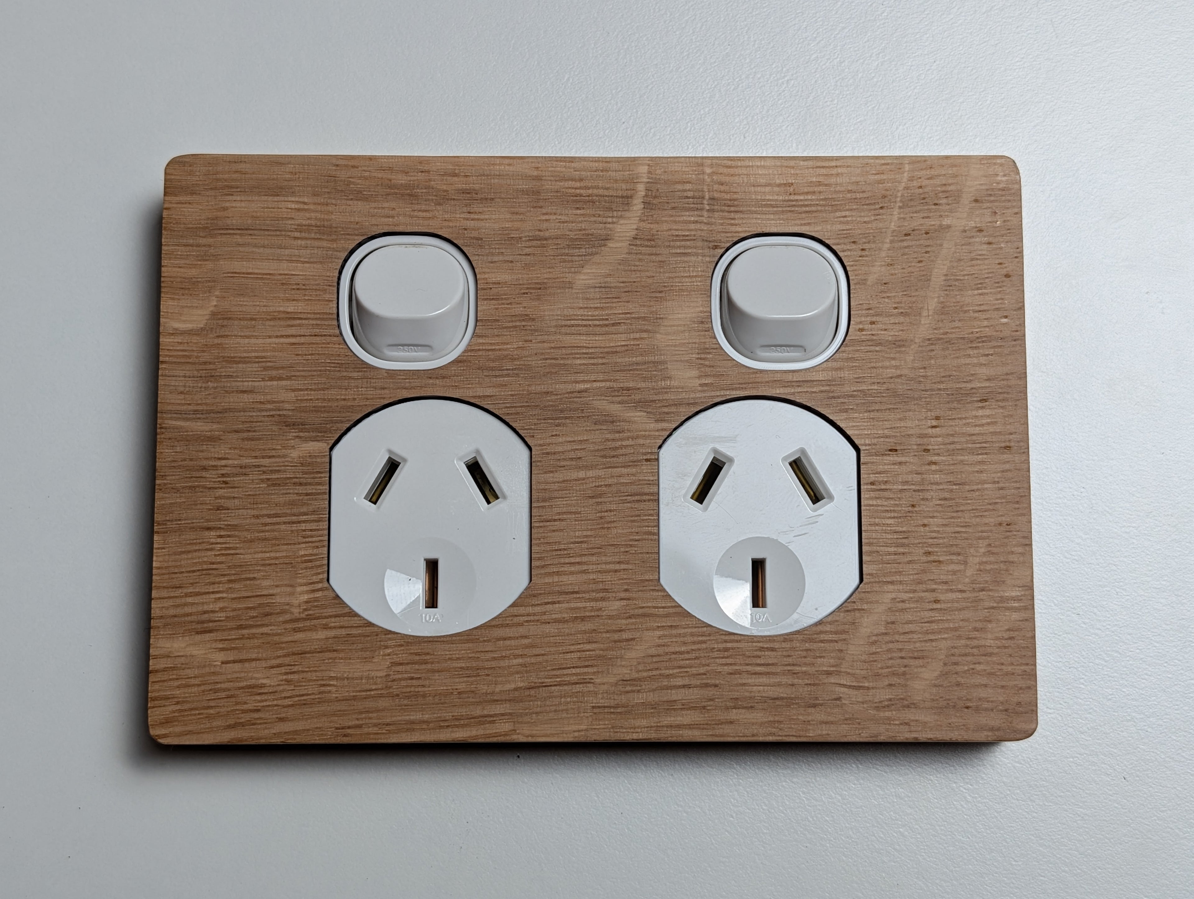 Oak Double Outlet
